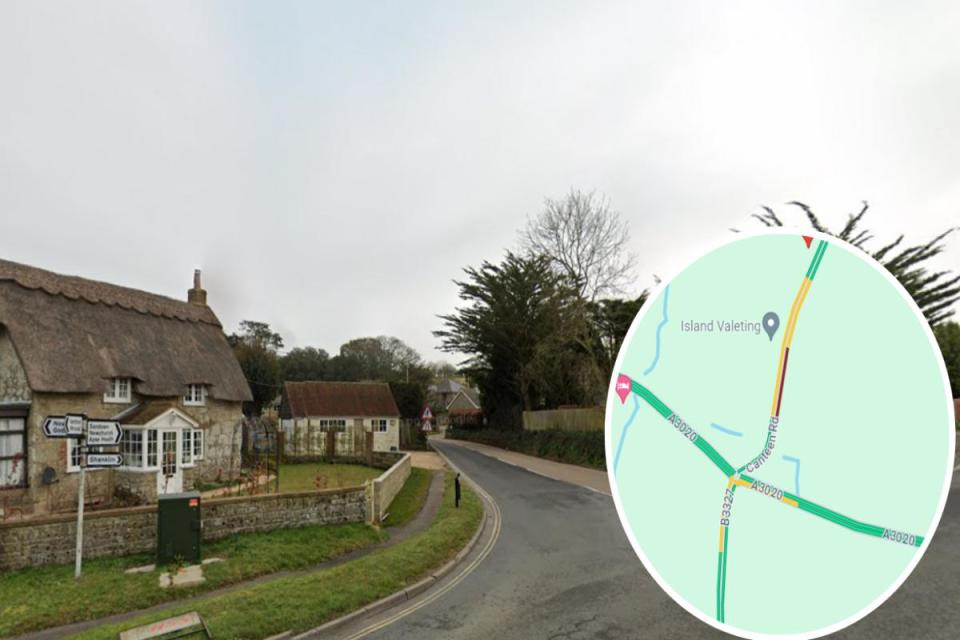 Emergency crews are at Whiteley Bank, Canteen Road i(Image: Google Maps)/i