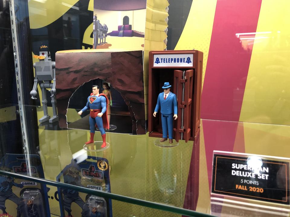 Mezco Toyz's Superman Deluxe Set (Photo: Ethan Alter)