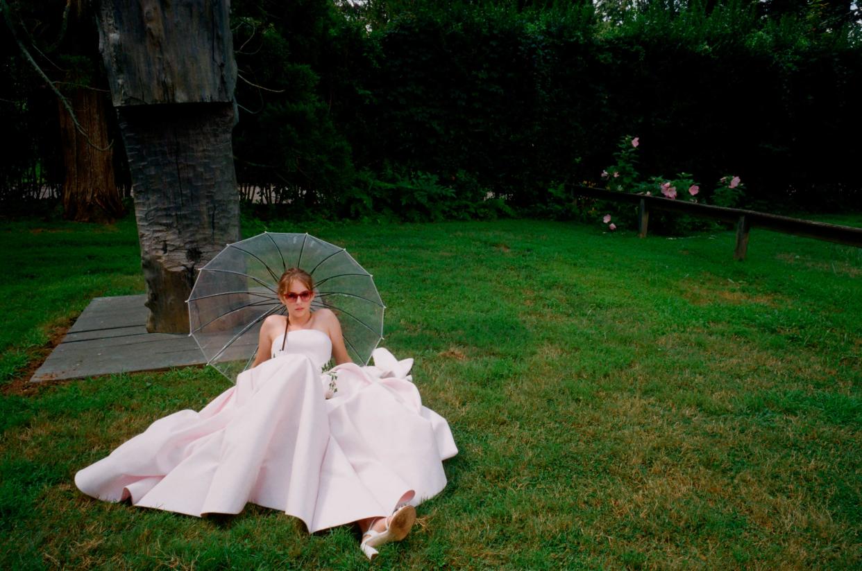 Maya Hawke wears a strapless gown and white heels from Zac Posen’s SS19 collection.(Photo: Courtesy of Zac Posen)