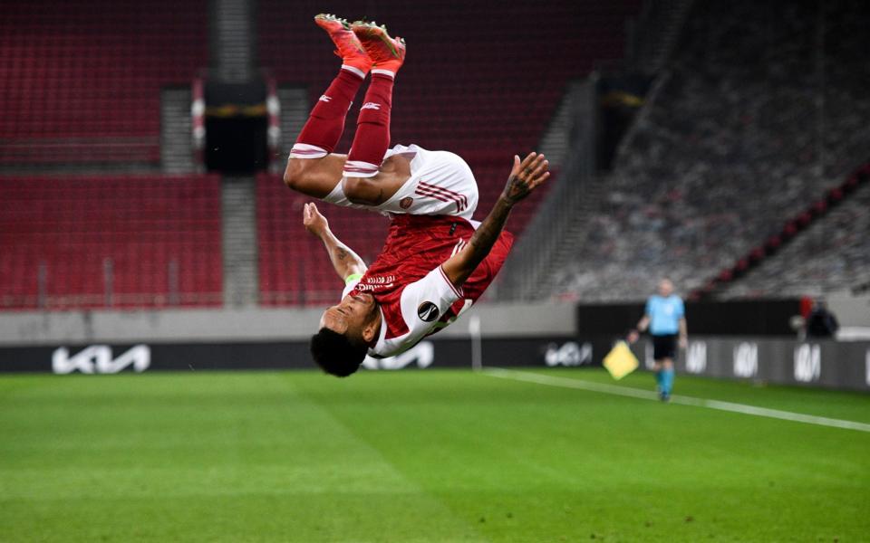 Arsenal's Pierre-Emerick Aubameyang celebrates after scoring his sides third goal during the Europa League round of 32, second leg, soccer match between Arsenal and Benfica at Georgios Karaiskakis stadium, in Piraeus port, near Athens, Thursday, Feb. 25, 2021 - EUROKINISSI /Antonis Nikolopoulos 