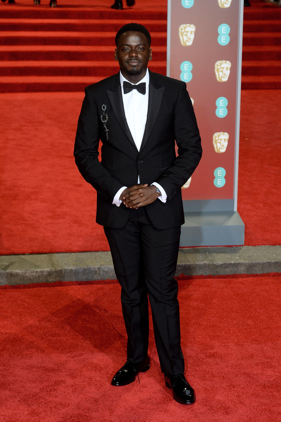 <p>The Oscar-nominated actor was dapper in a black tux. <em>[Photo: Getty]</em> </p>