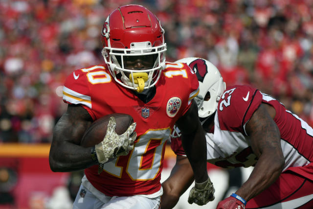 Oakland, California, USA. 02nd Dec, 2018. Kansas City Chiefs wide receiver Tyreek  Hill (10) hangs out on the sidelines while the defense is on the field,  during a NFL game between the Kansas City Chiefs and the Oakland Raiders at  the Oakland Coliseum