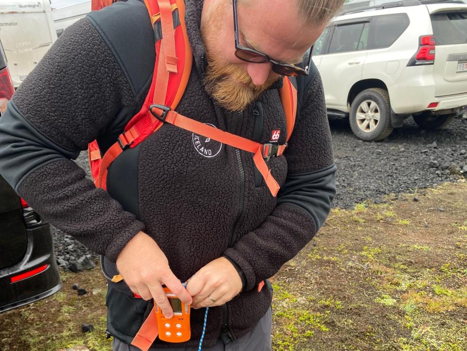 Joe the iceland guide checking gas levels