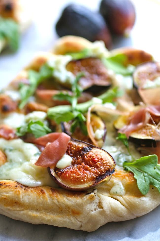 Grilled Pizza with Fig, Prosciutto and Blue Cheese