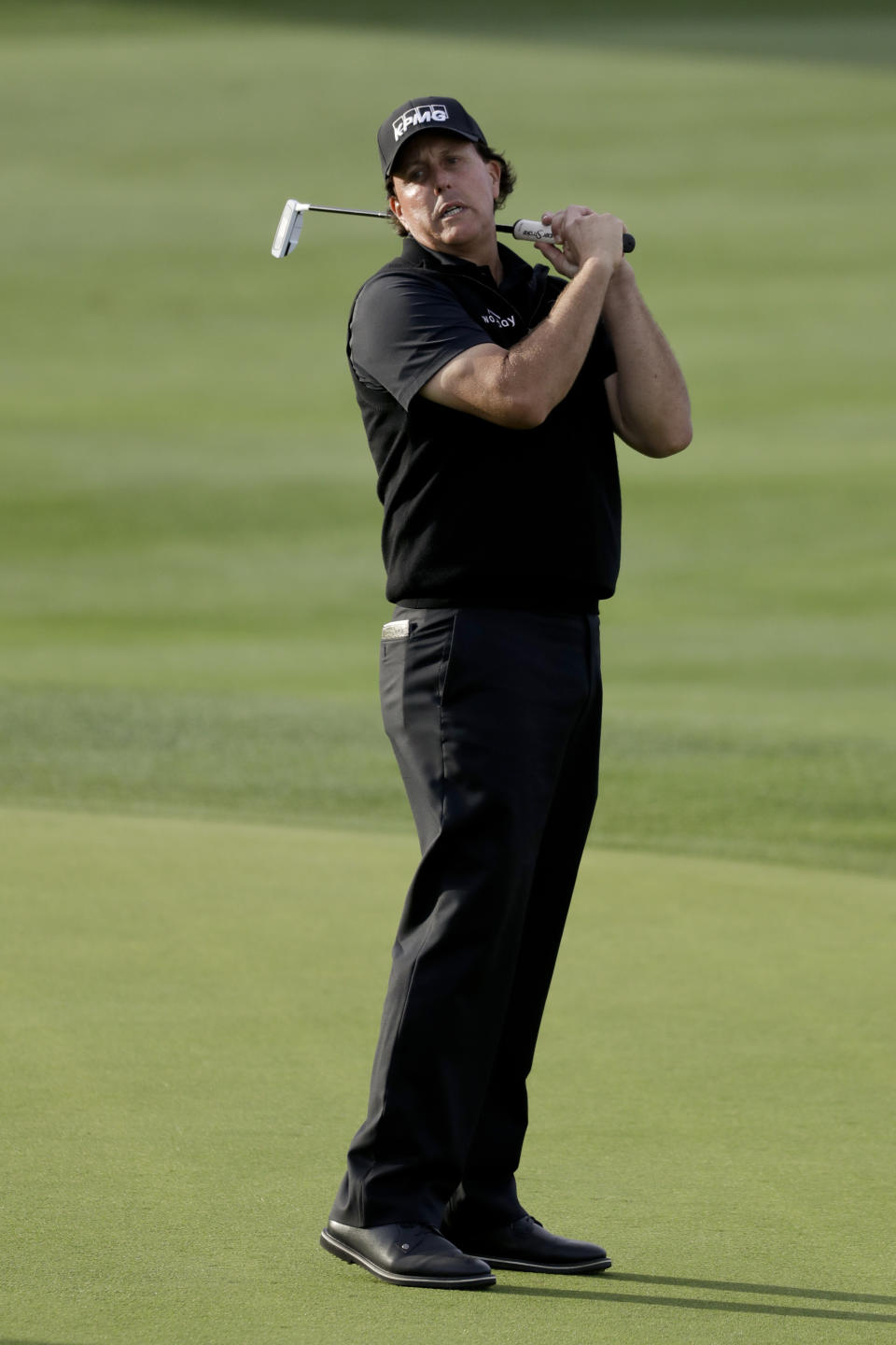 Phil Mickelson reacts after missing a birdie putt on the 18th hole during the final round of the Desert Classic golf tournament on the Stadium Course at PGA West on Sunday, Jan. 20, 2019, in La Quinta, Calif.(AP Photo/Chris Carlson)