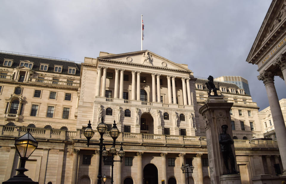 LONDON, UNITED KINGDOM - 2023/02/02: A general view of the Bank of England as it raises UK interest rates to 4%. (Photo by Vuk Valcic/SOPA Images/LightRocket via Getty Images)