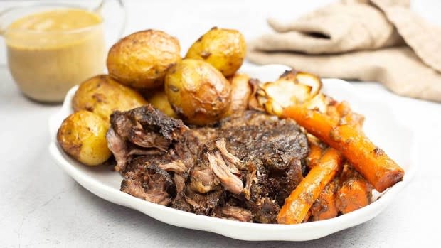 Ninja Foodi Pot Roast [+Video] - Dr. Davinah's Eats