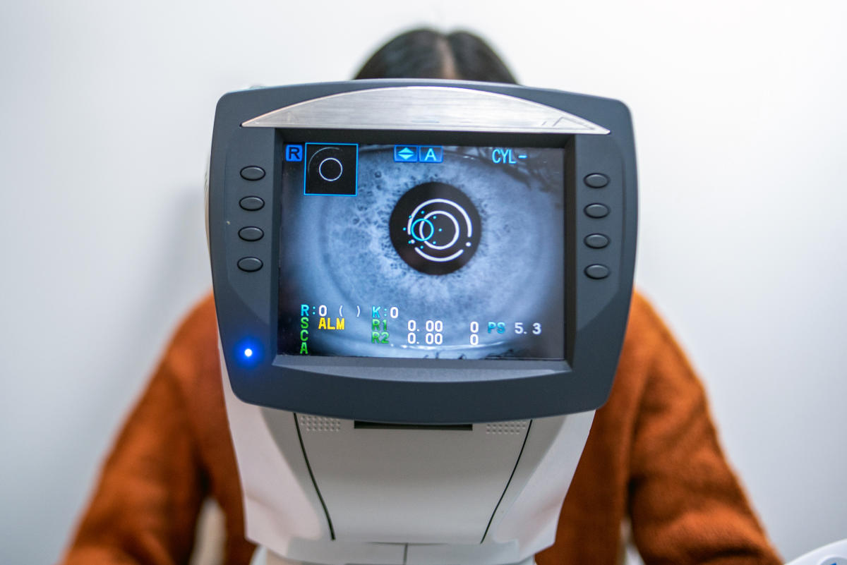 photo of GPT-4 performed close to the level of expert doctors in eye assessments image