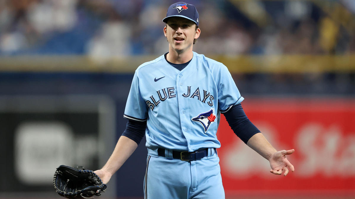 Blue Jays fan with stutter shares special moment with Springer