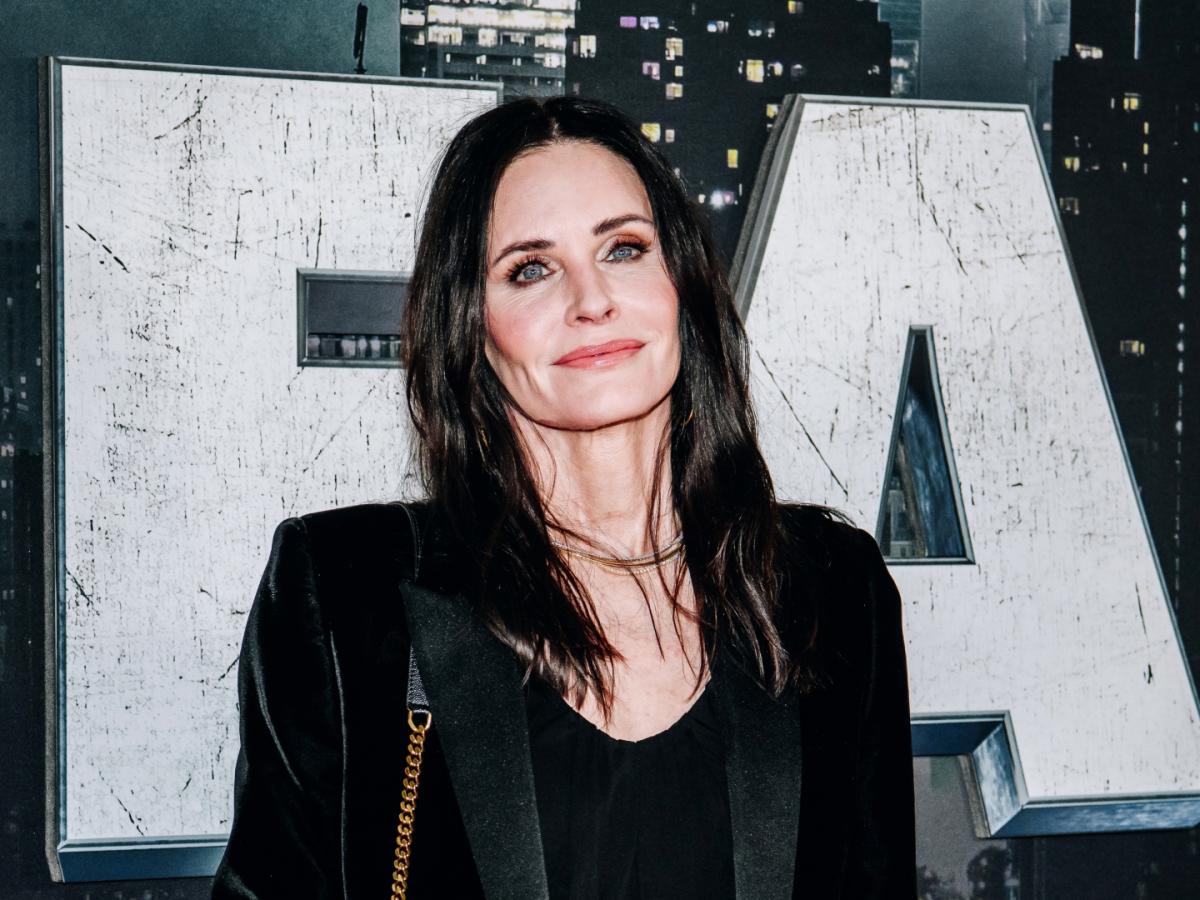 Courteney Cox's Unexpected Therapy Session: How a Sudden Split Led to Personal Growth