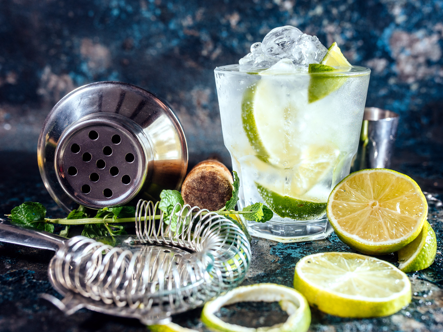 <p>Gin’s natural properties are great for your skin. It’s packed with antioxidants that’ll ensure a youthful complexion while boosting regeneration cells.<br><i>[Photo: Getty]</i> </p>