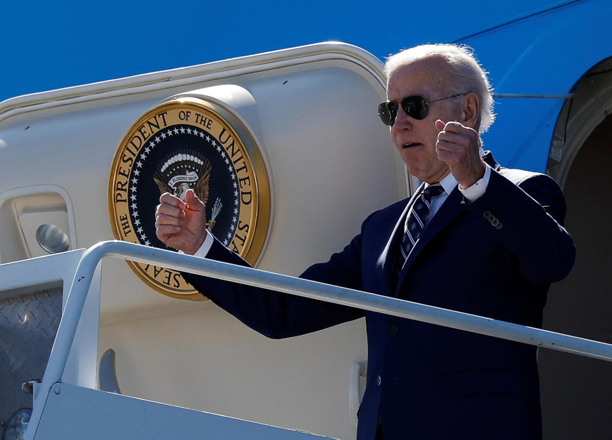 U.S. President Joe Biden arrives at Philadelphia International Airport ahead of the release of his budget for fiscal year 2024, in Philadelphia, Pennsylvania, U.S., March 9, 2023. REUTERS/Evelyn Hockstein