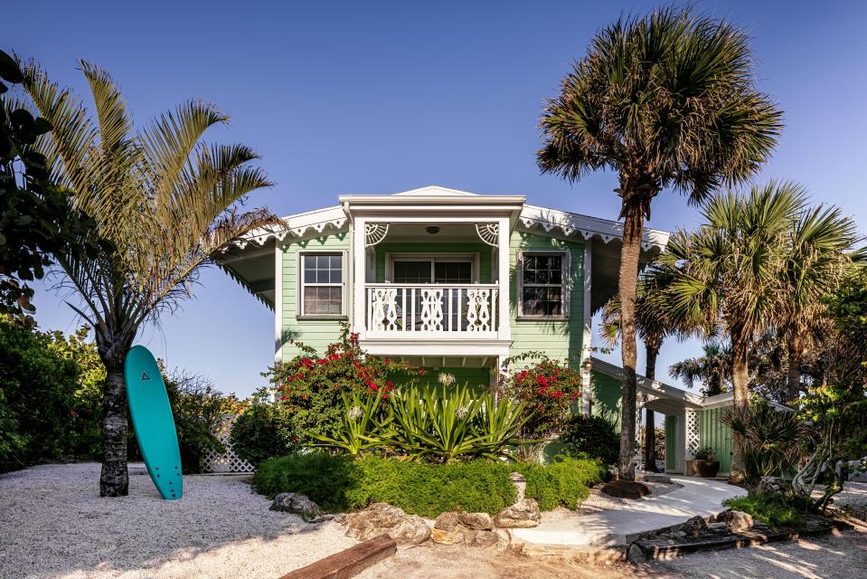 Ximena Caminos’s Vero Beach, Florida, Home Is a DIY Masterpiece