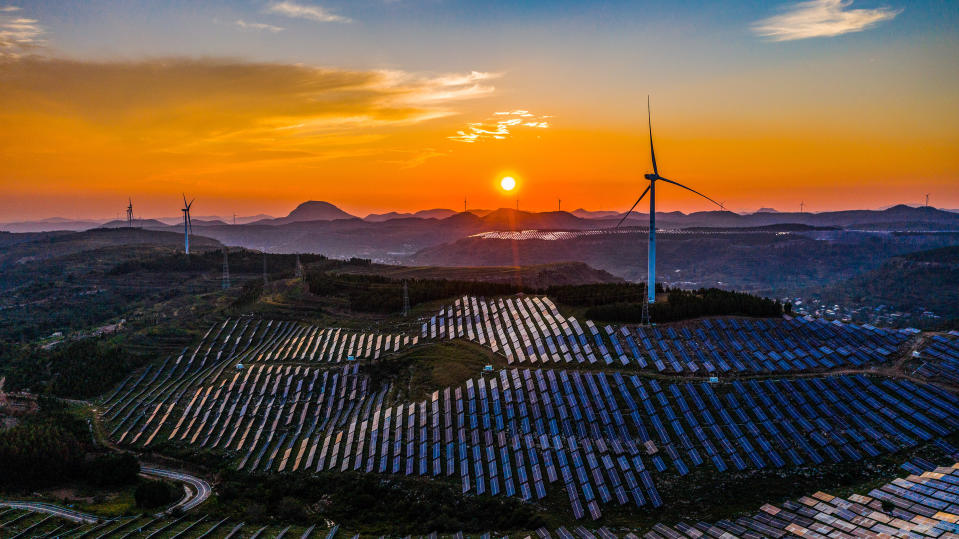 ZAOZHUANG, CHINA - SEPTEMBER 7, 2021 - The sun shines on solar photovoltaic panels in Zaozhuang, Shandong Province, China, On September 7, 2021. Photovoltaic power turns barren mountains into Golden Mountains. (Photo by Song Haicun / Costfoto/Sipa USA)