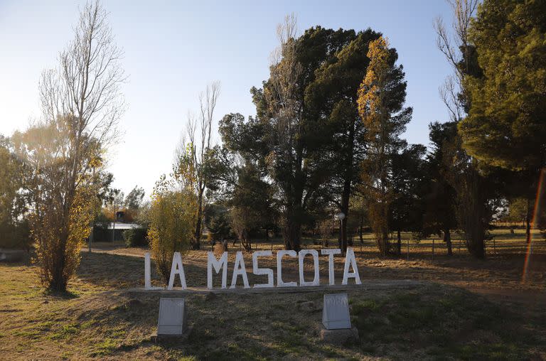 La Mascota cuenta con 60 habitantes y todos conocen detalles de la historia del pueblo que no fue