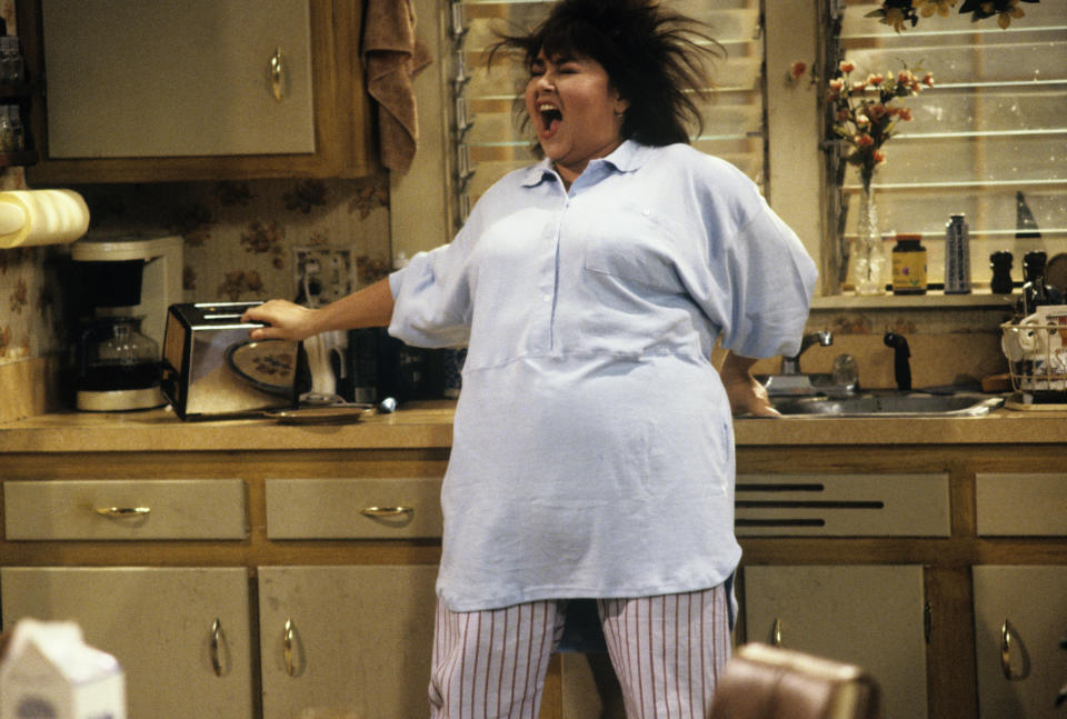 Roseanne Barr in the “BOO!” episode of <em>Roseanne </em>(Photo: ABC)