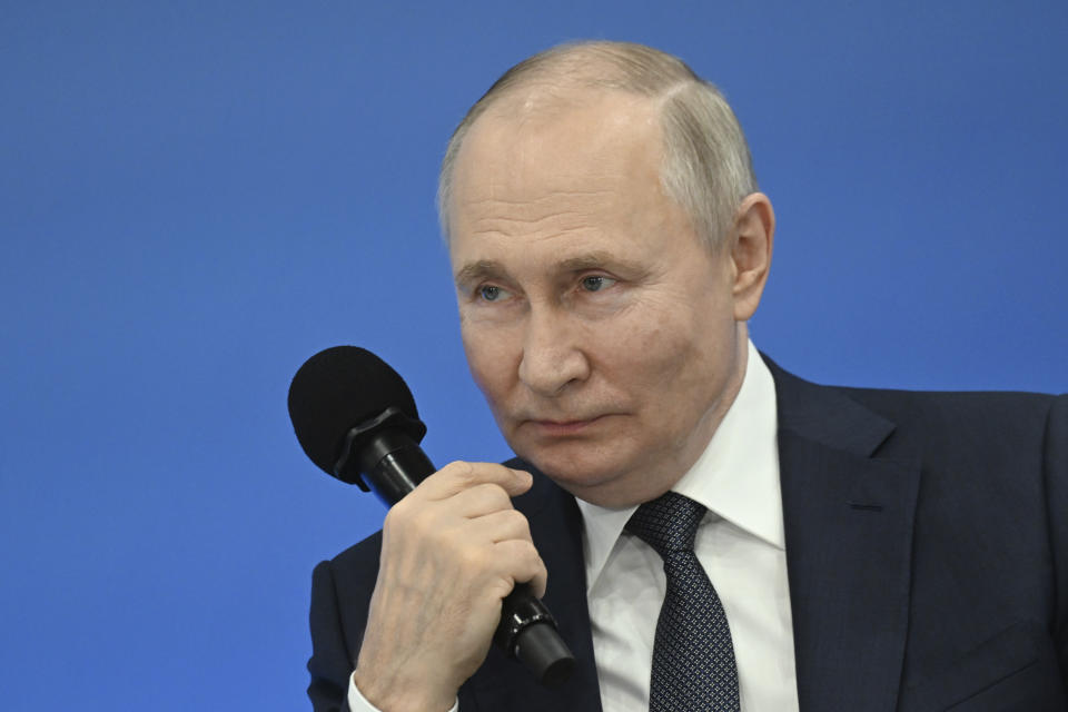 Russian President Vladimir Putin holds the Talking of What Matters open lesson, as part of the Russia - Land of Opportunities platform projects, at the Senezh Management Lab in Solnechnogorsk, Moscow region, Russia, Friday, Sept. 1, 2023. (Ekaterina Chesnokova, Sputnik, Kremlin Pool Photo via AP)