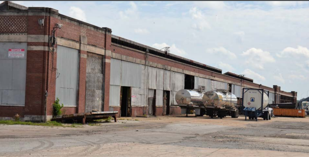 A side view of the old Ford Motor Company automobile assembly plant in Jacksonville shows the length of the building where Motel T and Model A automobiles were assembled from 1924 to 1932.