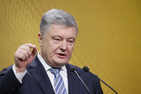 Ukraine's President Petro Poroshenko speaks during the news conference in Kiev, Ukraine December 16, 2018. REUTERS/Valentyn Ogirenko