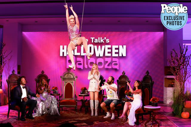 <p>Sonja Flemming/CBS</p> JoJo Siwa swings in to visit 'The Talk'