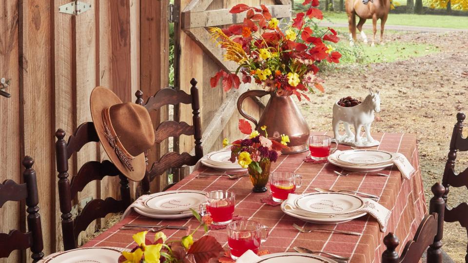 thanksgiving ranch dinner table holiday tablescape