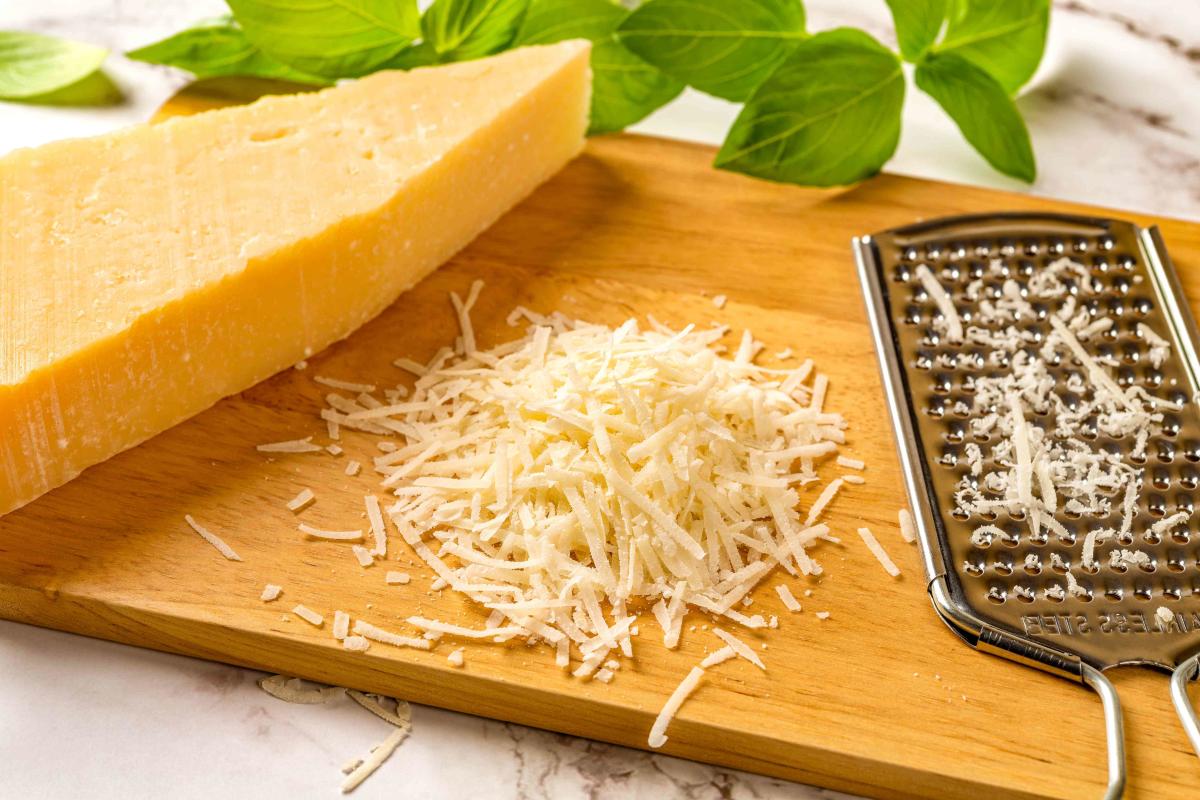 Parmigiano Reggiano Cheese Slicer  EMILIA FOOD LOVE - EMILIA FOOD LOVE  Selected with love in Italy