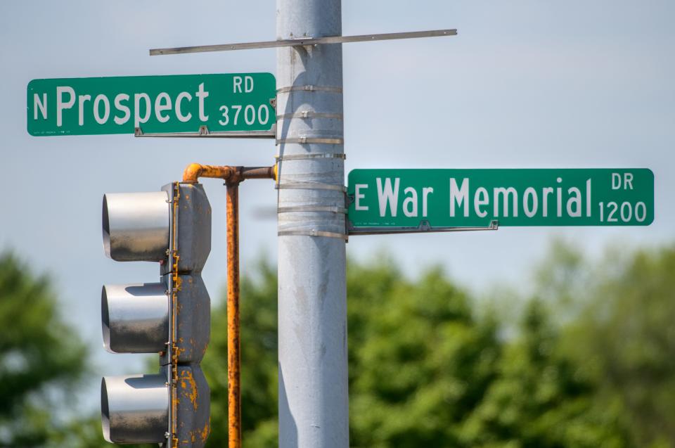 The intersection of North Prospect Road and East War Memorial Drive in Peoria.