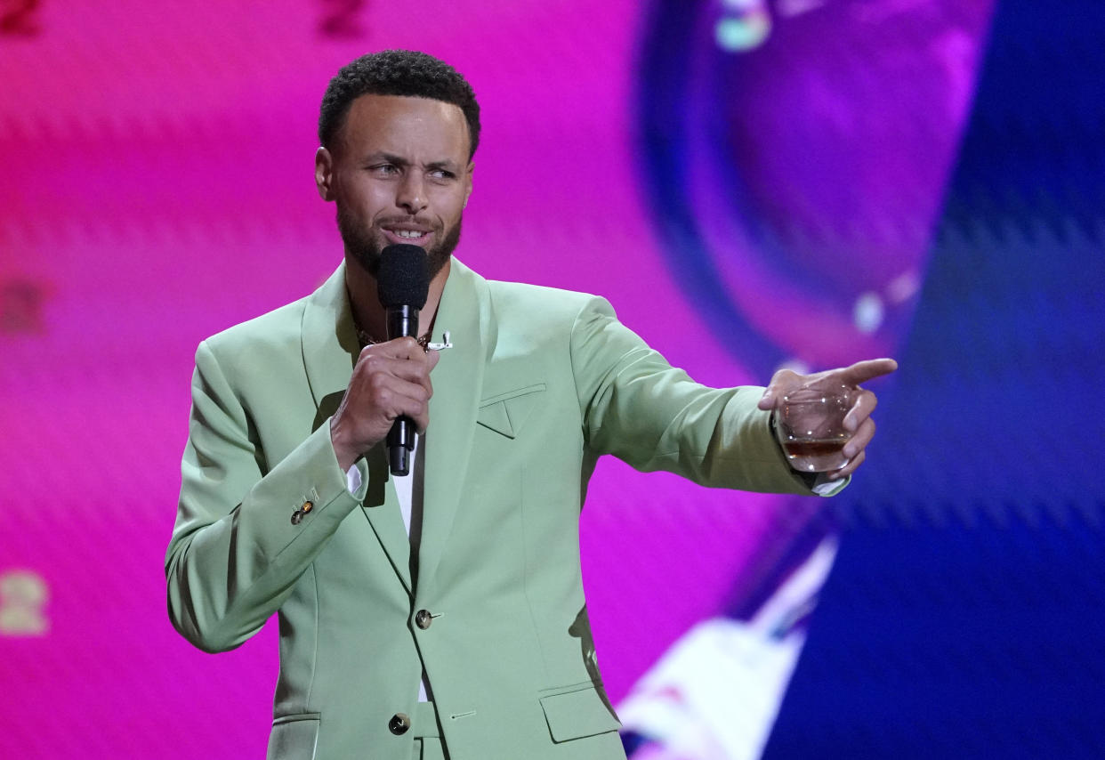 Stephen Curry hosting the ESPYs