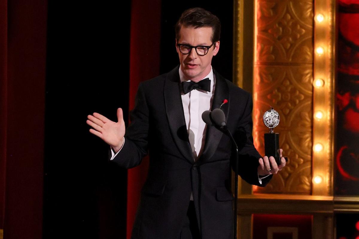 Sean Hayes Dedicates Tony Award to Husband 'You Are My Purpose Every