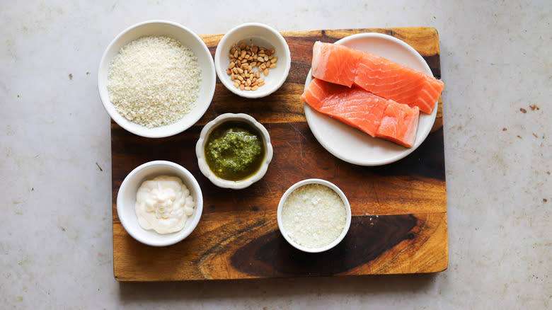 Ingredients for pesto salmon