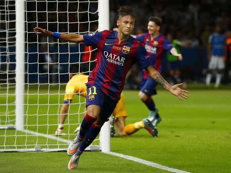 Barcelona's Neymar celebrates scoring a goal which is later disallowed. Reuters / Michael Dalder