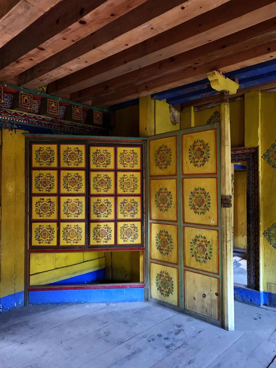 The second room of the Queen's Chamber, which was used by courtiers.