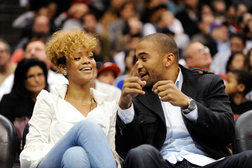 LOS ANGELES, CA - JANUARY 16:  Singers Rihanna and Matt Kemp outfileder of the Los Angeles Dodgers baseball team attend Cleveland Caveliers and  Los Angeles Clippers NBA basketball game at Staples Center on January 16, 2010 in Los Angeles, California. NOTE TO USER: User expressly acknowledges and agrees that, by downloading and or using this photograph, User is consenting to the terms and conditions of the Getty Images License Agreement.  (Photo by Kevork Djansezian/Getty Images)