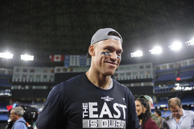 American League Playoff Race (Sept. 27): New York Yankees Beat Toronto Blue  Jays to Clinch AL East Division Title; Aaron Judge Stuck at 60 Home Runs -  Sports Illustrated Tampa Bay Rays