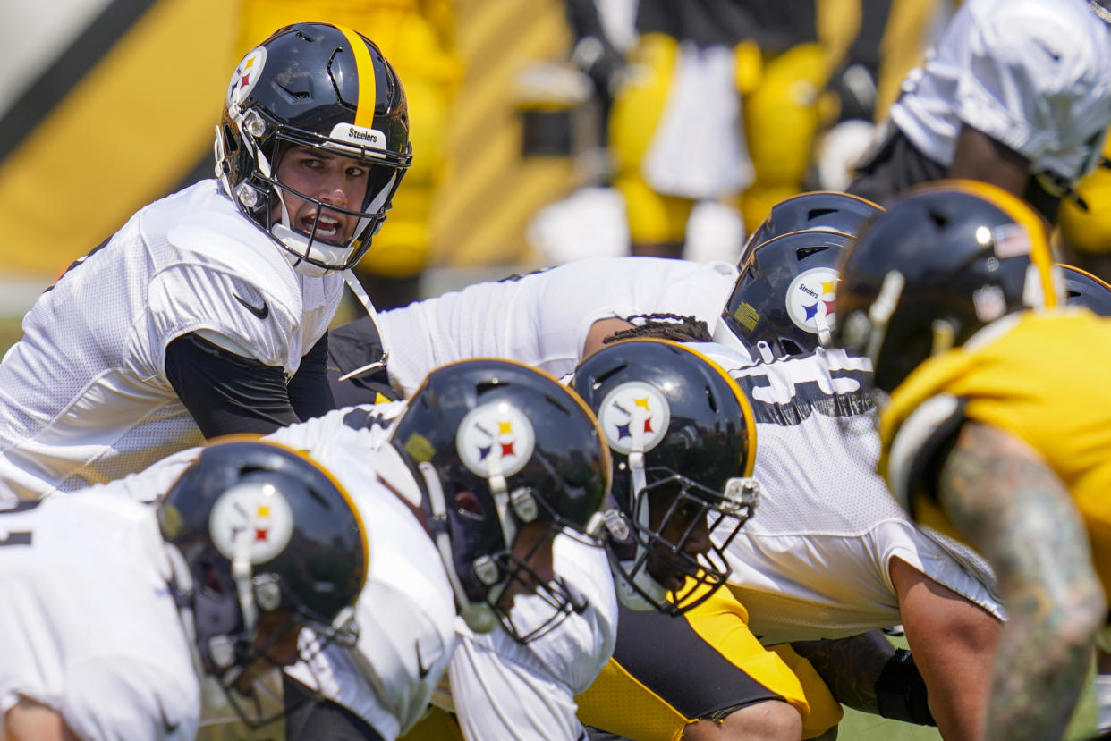 Pittsburgh Steelers quarterback Mason Rudolph, left, is expected to start the Hall of Fame Game. (AP Photo/Keith Srakocic)