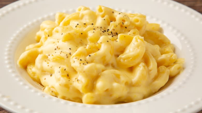 bowl of mac and cheese