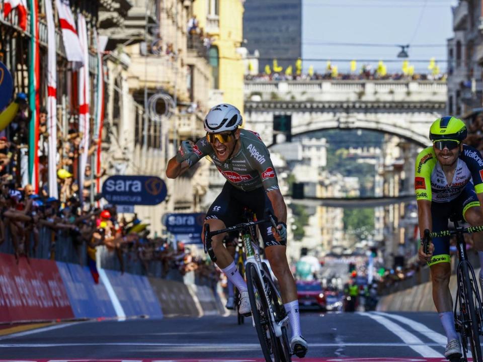 Giro: Ausreißergruppe kommt durch