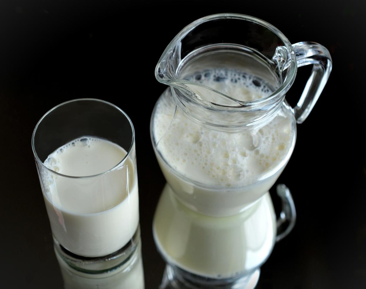 A new survey has revealed reasons why people in Singapore are not drinking enough milk. (PHOTO: Pixabay)