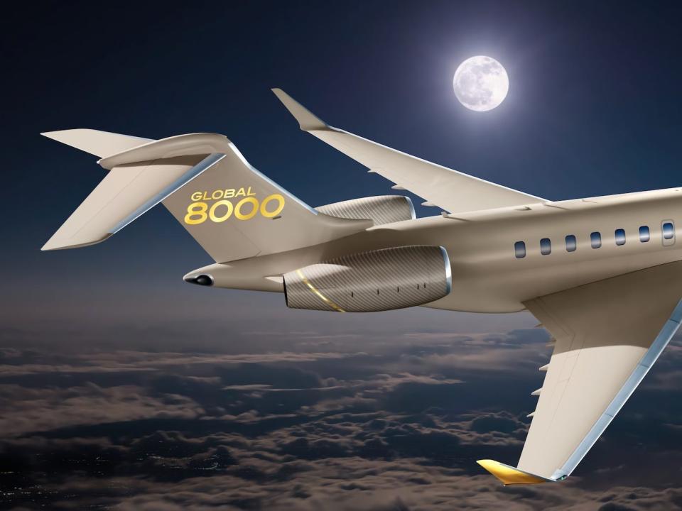 Bombardier Global 8000.