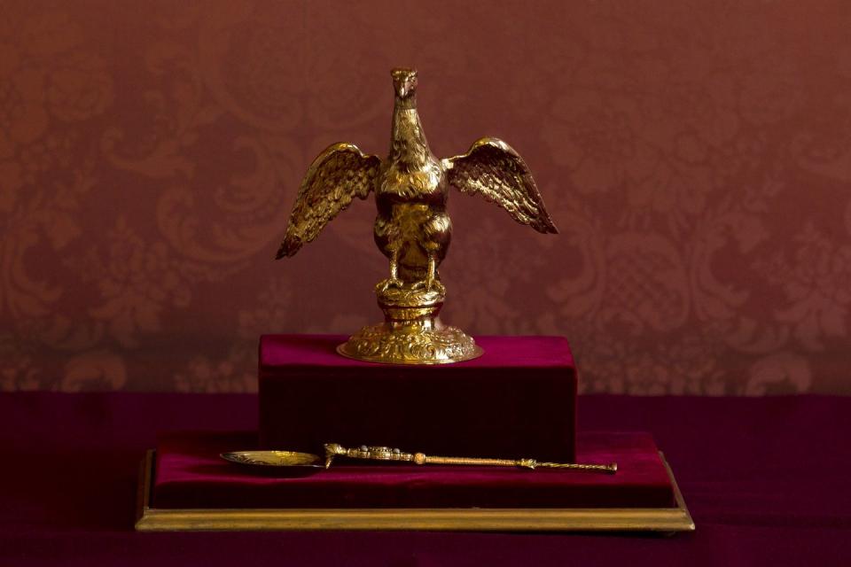 the ampulla and coronation spoon used at the 1953 coronation of queen elizabeth ii