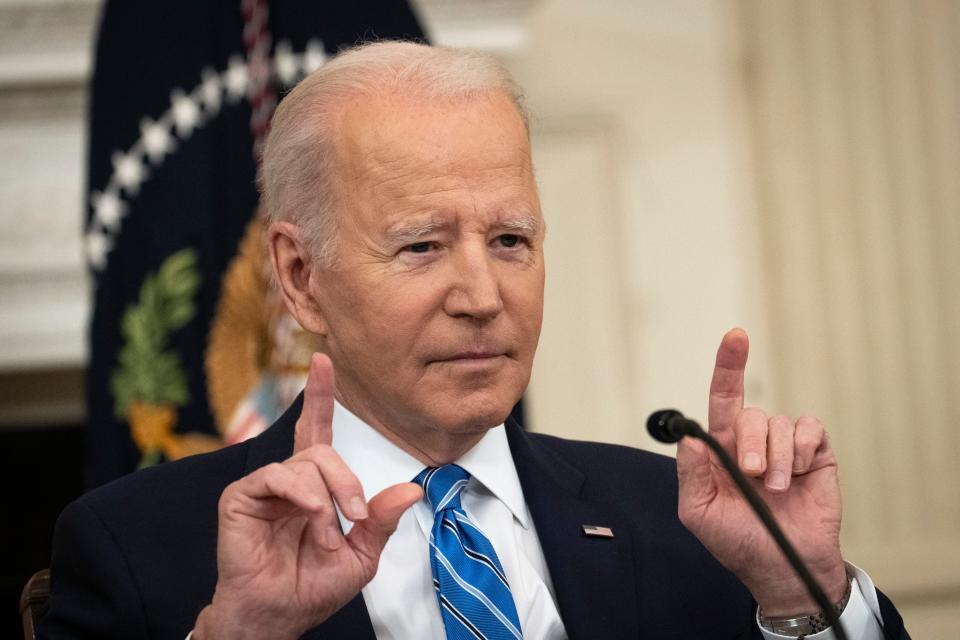 WASHINGTON, DC - JANUARY 26: U.S. President Joe Biden speaks during a meeting with private sector CEOs in the State Dining Room of the White House on January 26, 2022 in Washington, DC. Chief executives from the automotive and technology sectors were involved in the meeting to discuss the administration's $1.75 trillion Build Back Better spending legislation.