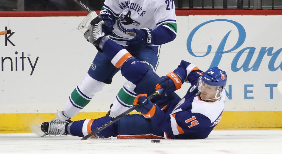 We don’t know exactly how he pulled it off, but Tom Kuhnhackl scored from this position against the Vancouver Canucks on Tuesday night. (Getty)