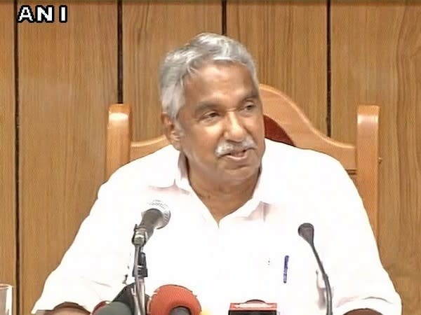 Congress leader and former Kerala Chief Minister Oommen Chandy. (File photo)