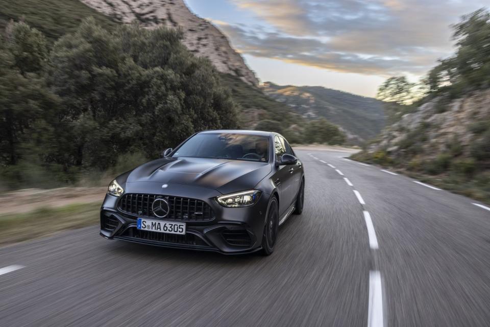 2023 mercedes amg c63 s e performance