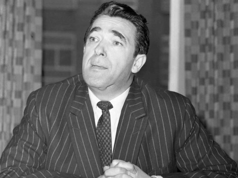 robert maxwell