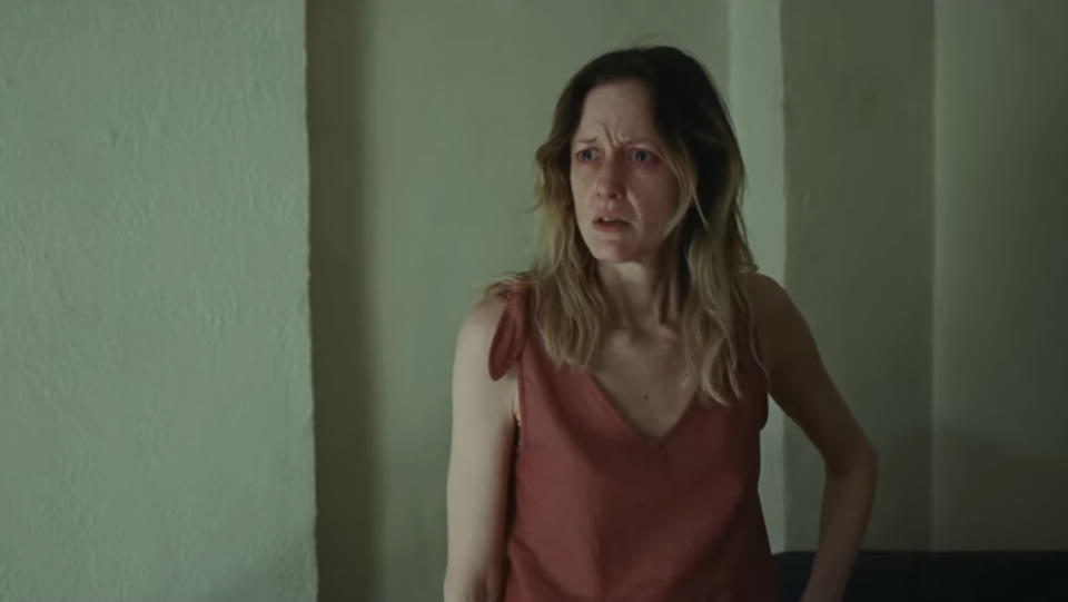 Andrea Riseborough plays an alcoholic mother in To Leslie. (eOne)