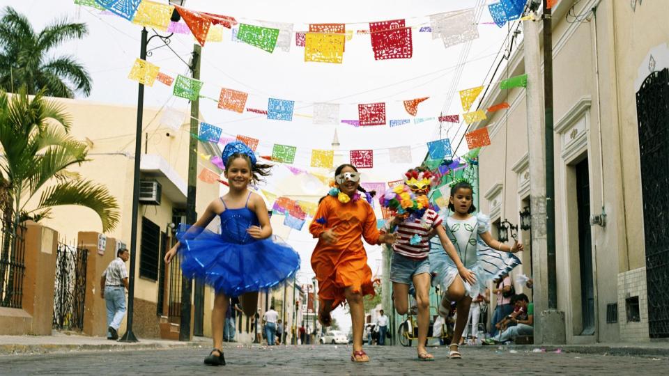 Niñas corriendo