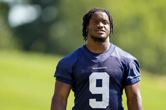 Injuries sideline Seahawks running backs Kenneth Walker III, Zach Charbonnet