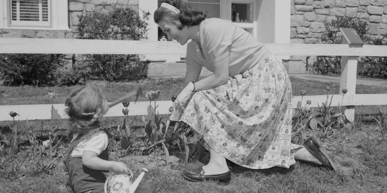 Photograph, Snapshot, Lawn, Yard, Black-and-white, Sitting, Grass, Adaptation, Backyard, House, 