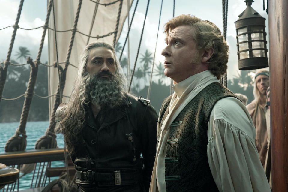 ‘our Flag Means Death’ Taika Waititi And Rhys Darby On Their Pirate Love Story’s Sincere Finale